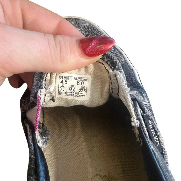 VANS Classic Slip-On Unisex Skate Shoes Wireframe Skulls Women’s Size 6.0 - Picture 8 of 8